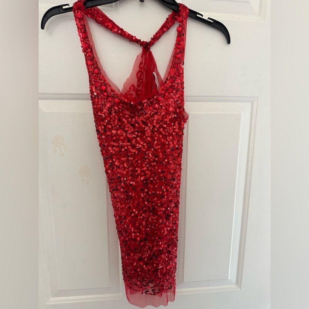 $2/15 Red Sequin long Tank Top